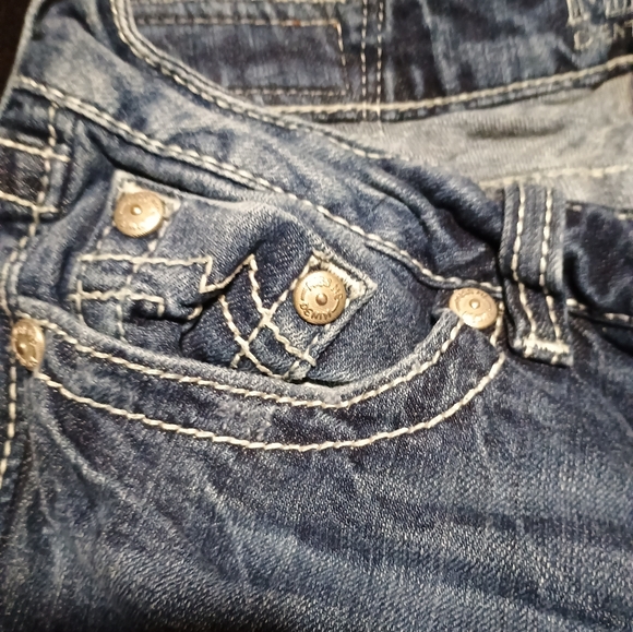 Miss Me Jeans size 29 waist and 31 long boot cut - Picture 7 of 8